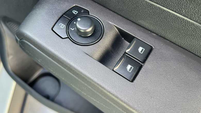 Ford Transit Courier Petrol 1.0 EcoBoost Leader Van